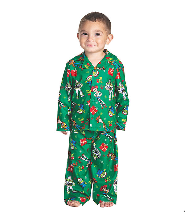 Matching Holiday Pajamas for the Whole Family | Rakuten Blog